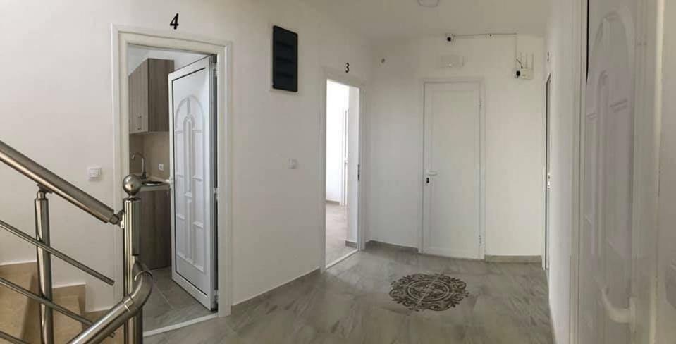 Ulcin Relax Apartments & Rooms Ulcinj Exterior photo